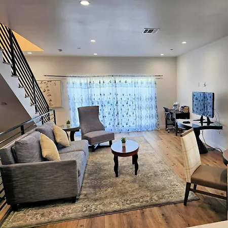 Hollywood Homes Free Parking Close To All Things La Los Angeles Exterior photo